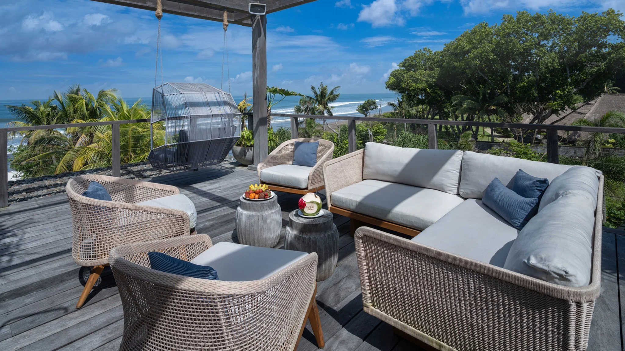 006 Noku Beach House - Social spaces.jpg