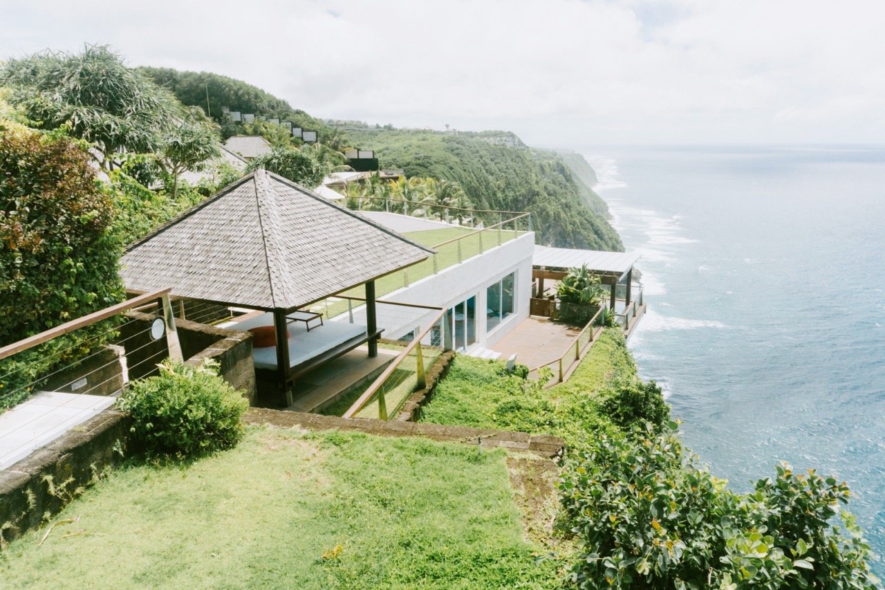 The-Edge-Uluwatu-24 Large.jpeg