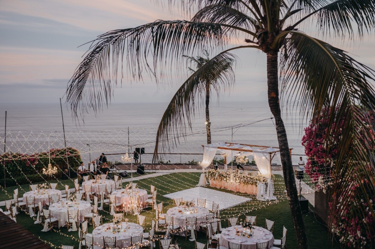 Dinner at The View 18 Large.jpeg