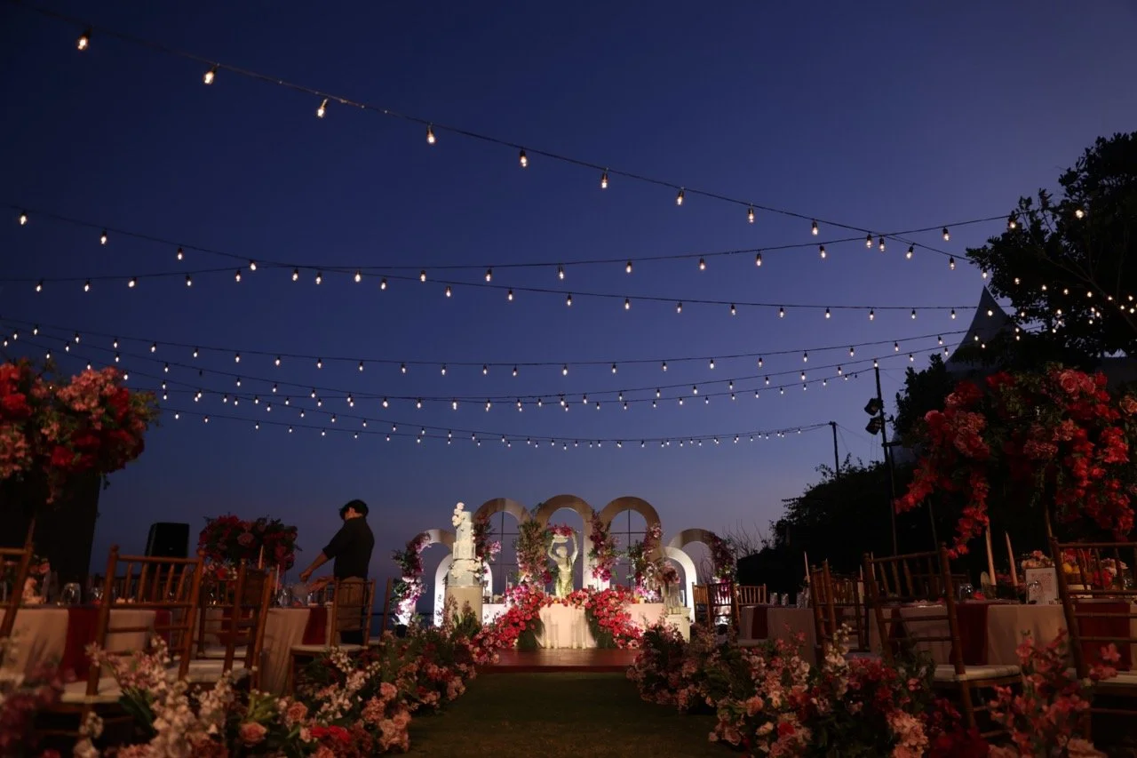 Dinner at The View 35(1) Large.jpeg