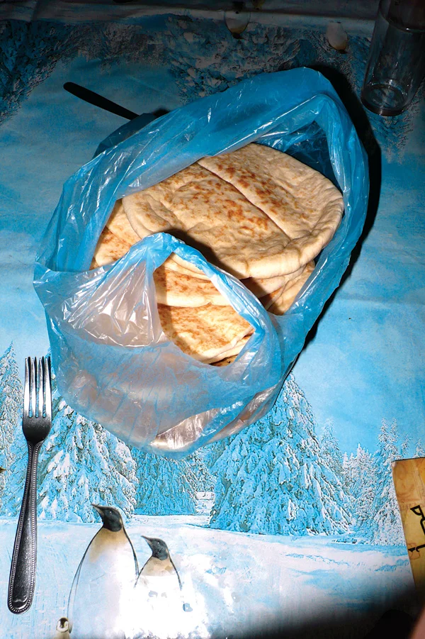 Untitled (Bag of Pitta Bread), Akko 2008 (80/53 cm)