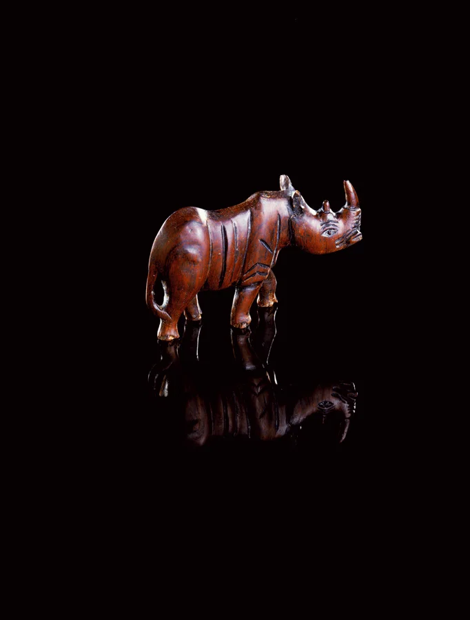 Mahogany 2003 (Rhino Left), 125/165 cm