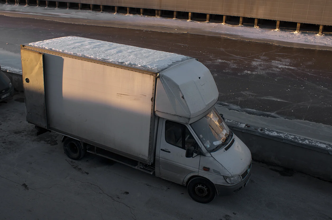 Untitled (Transit) Riga 2014, (color photography, inkjet color print, 20/29 cm) 