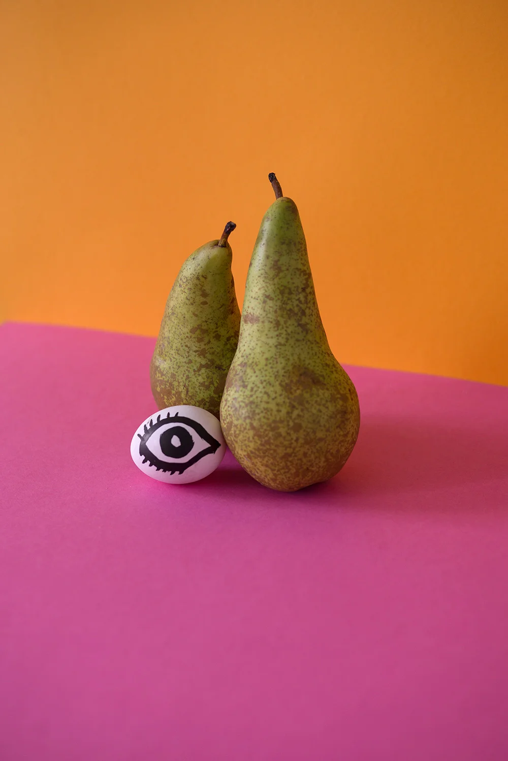 EGG EYE , Warsaw 2016 Collaboration with Filip Pagowski Producer: Arieh Rozen for the Polish Institute in TLV, Israel