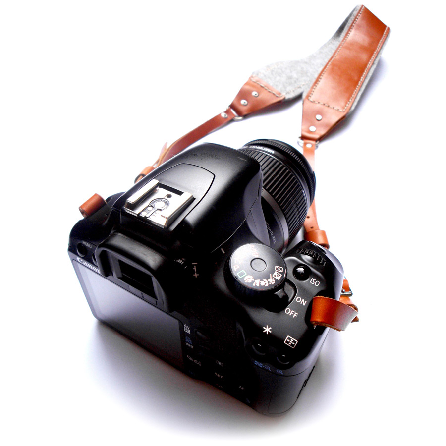 Camera-strap-02.jpg