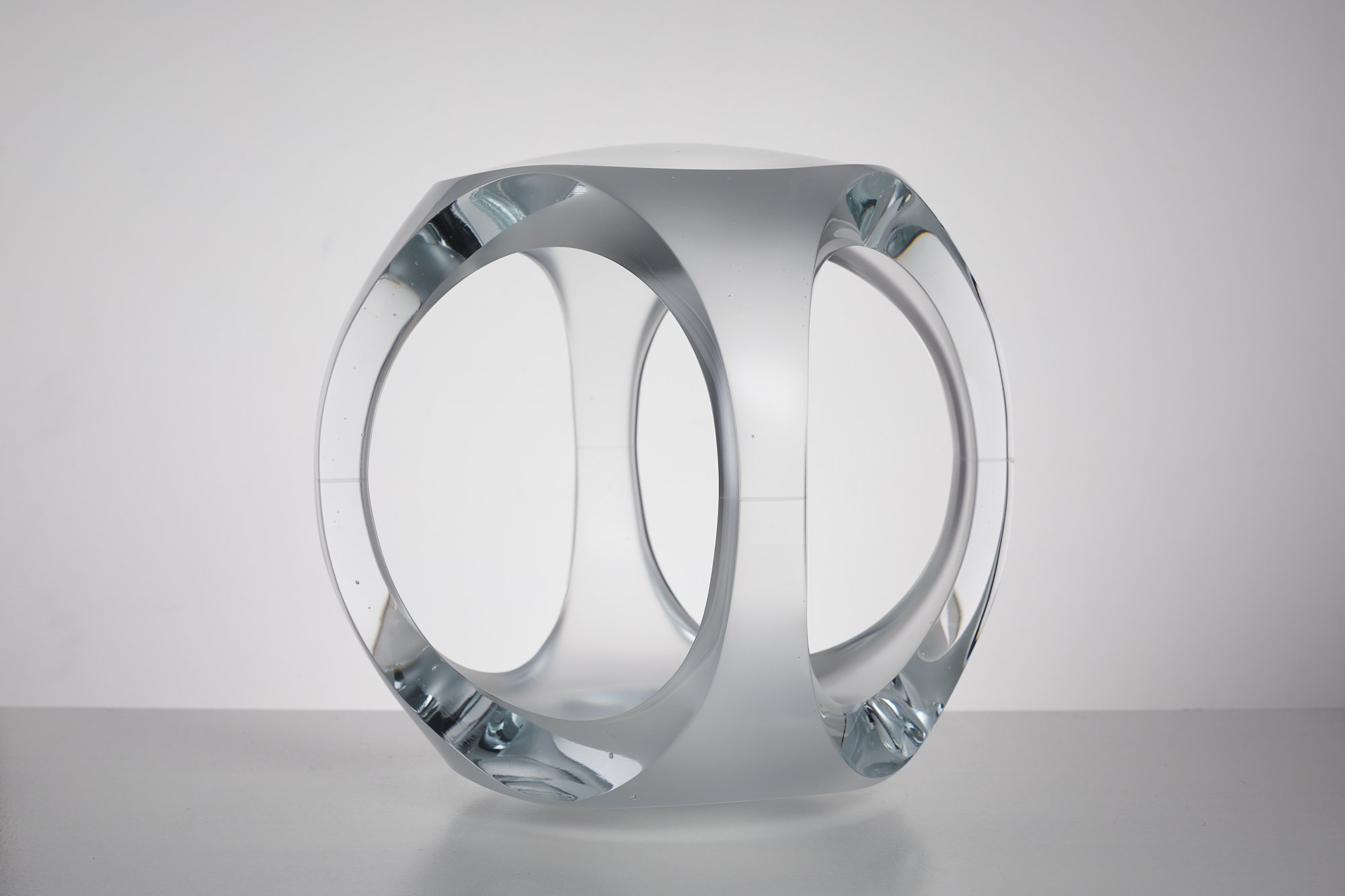 Liquid Sphere, Lola Lazaro Hinks, Kiln formed glass 3.jpg