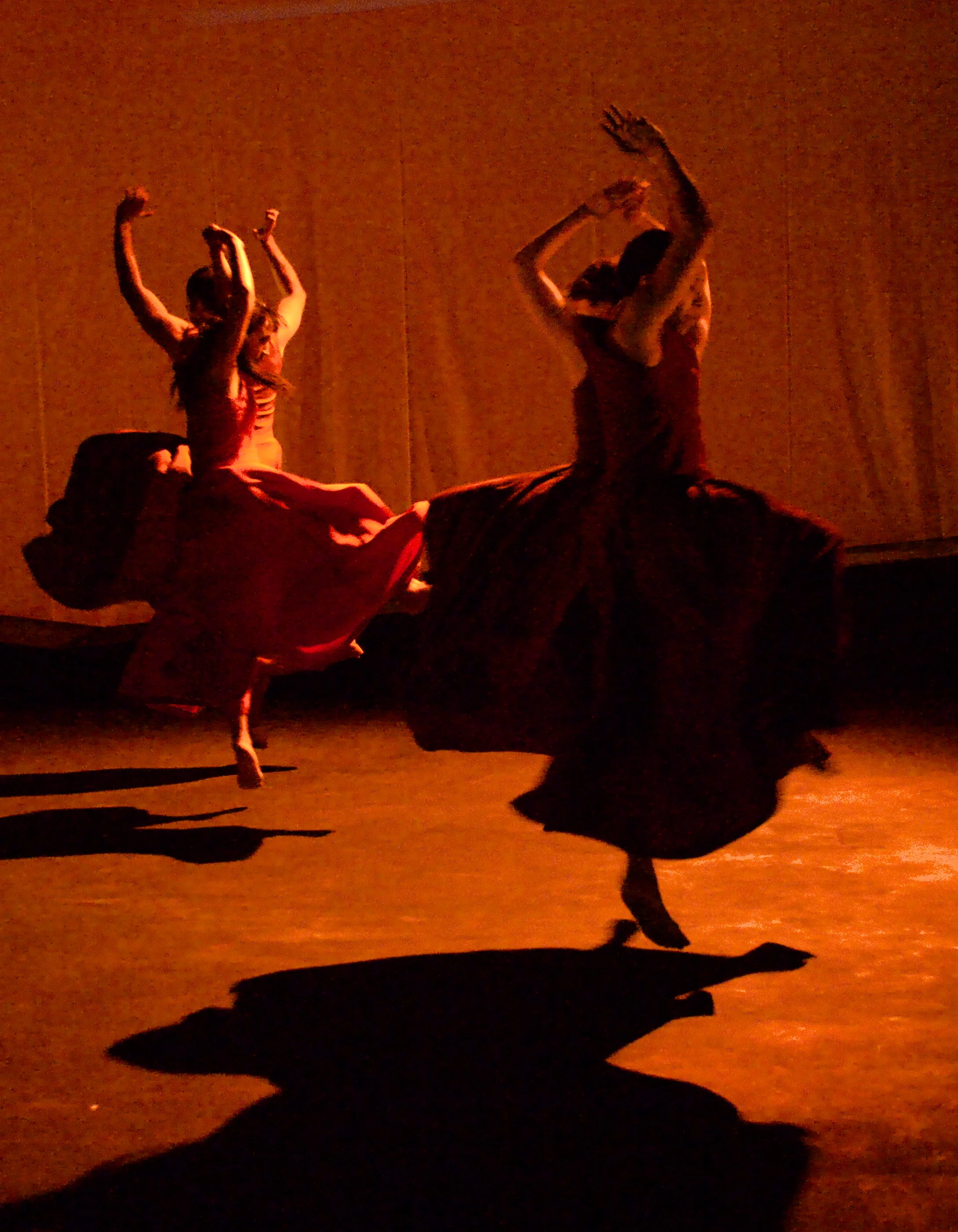 FIRE THROWS Chorus. Photo by Richard Finkelstein.