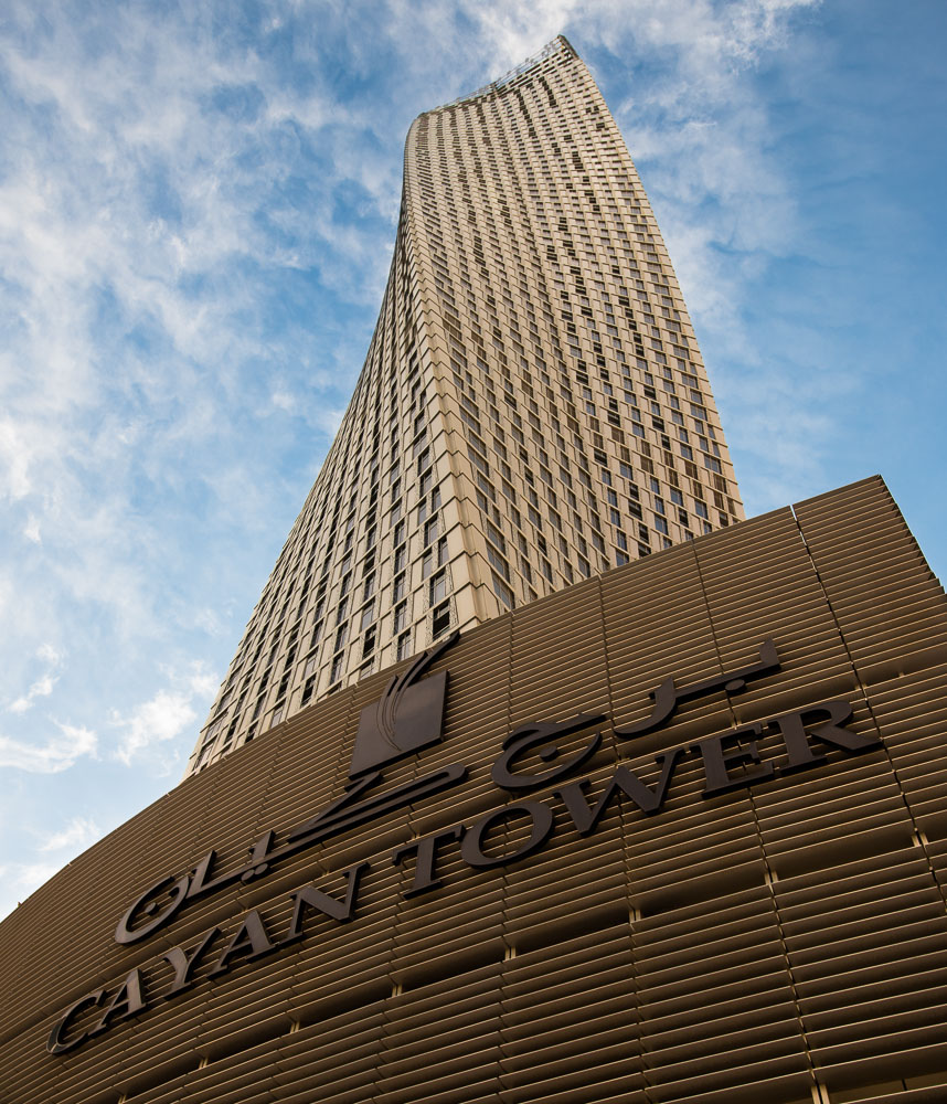 Cayan tower, Dubai Marina