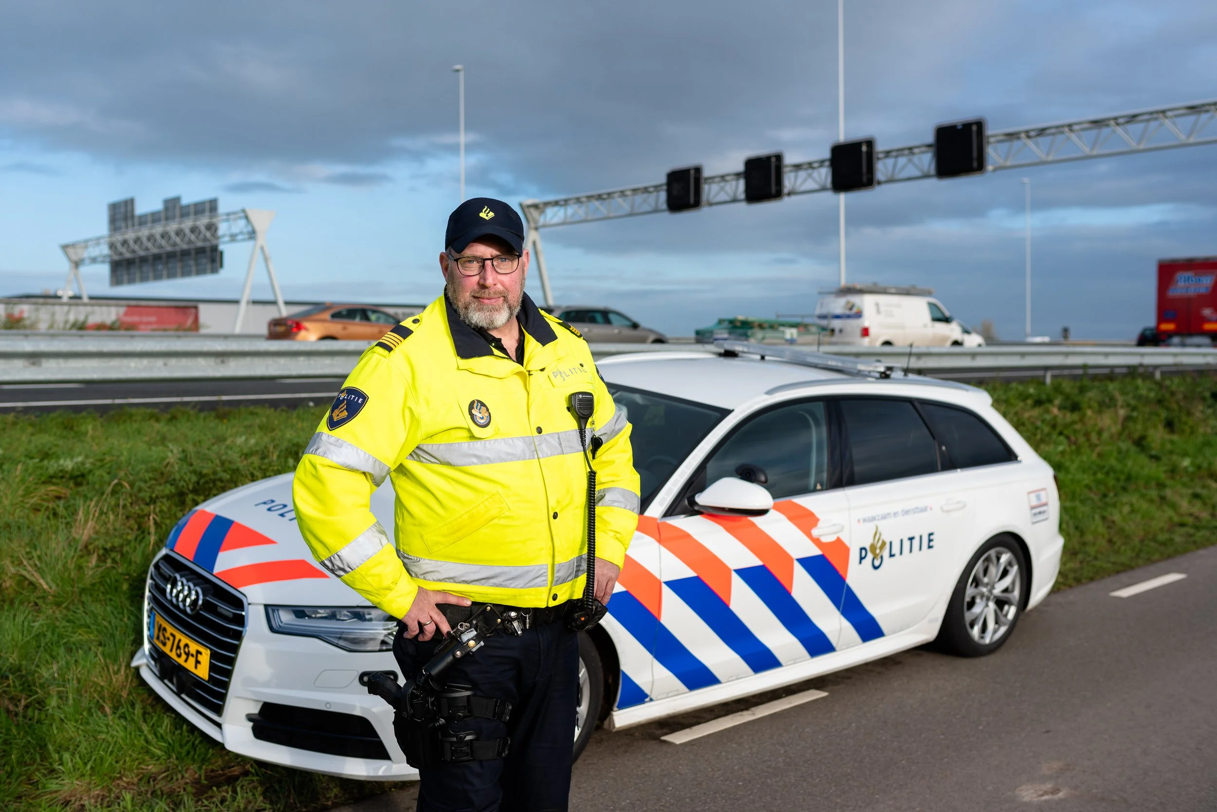 Rood kruis politie-101klein.jpg