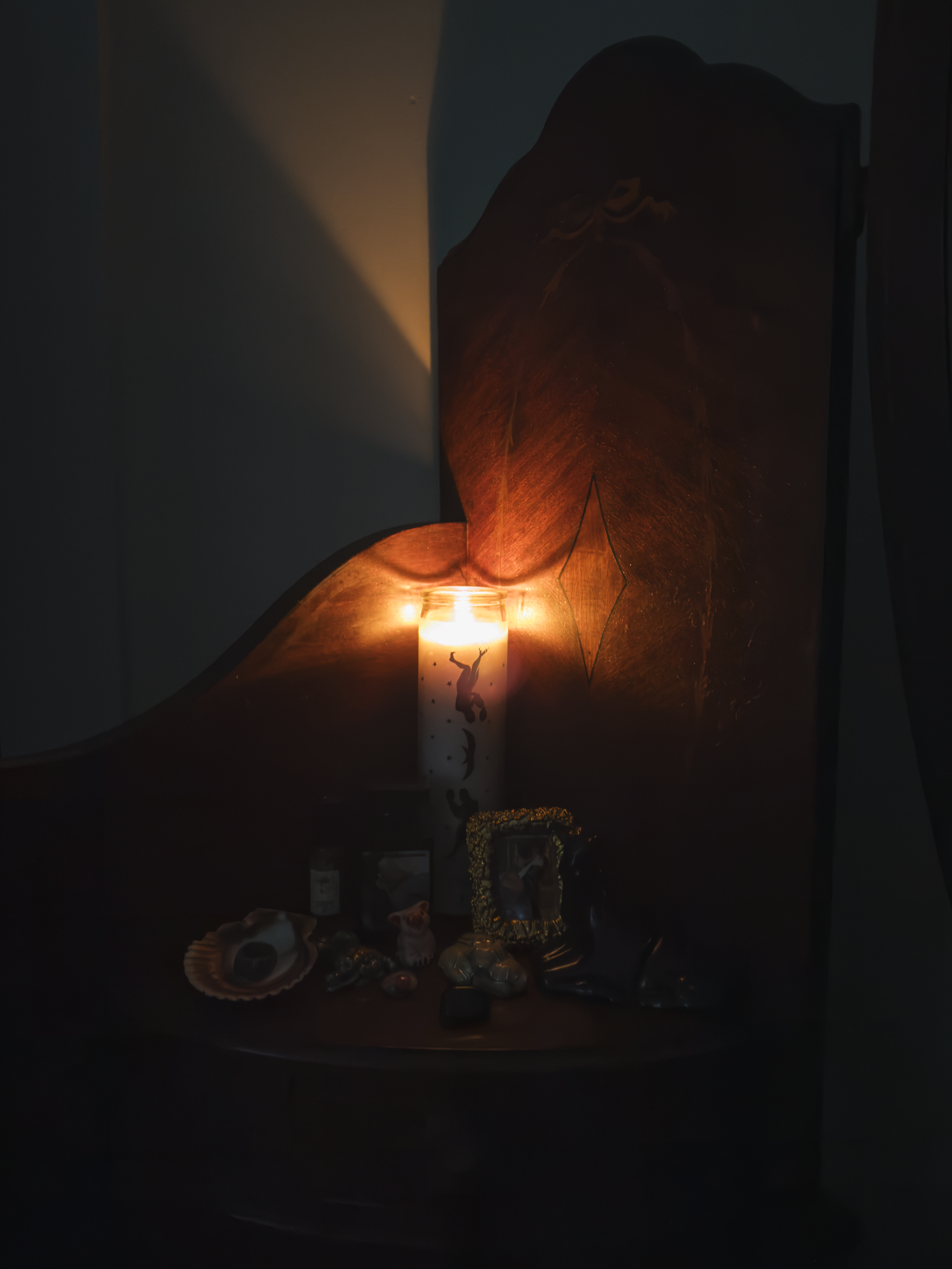 The Vanity Altar Candle: Tezcatlipoca, Ollin, and the Modern Xicanx Vanity
