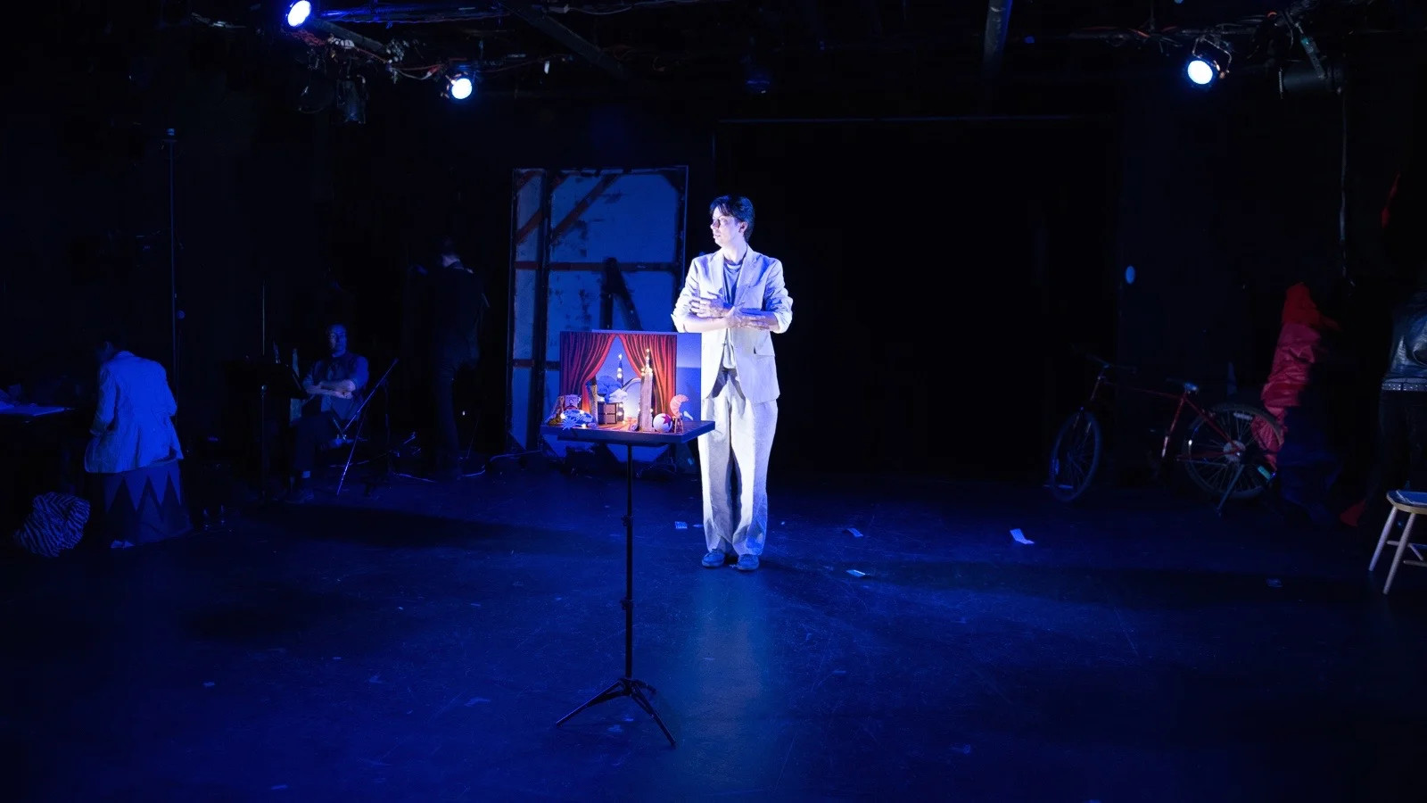 SIMON DAWES BECOMES A PLANET