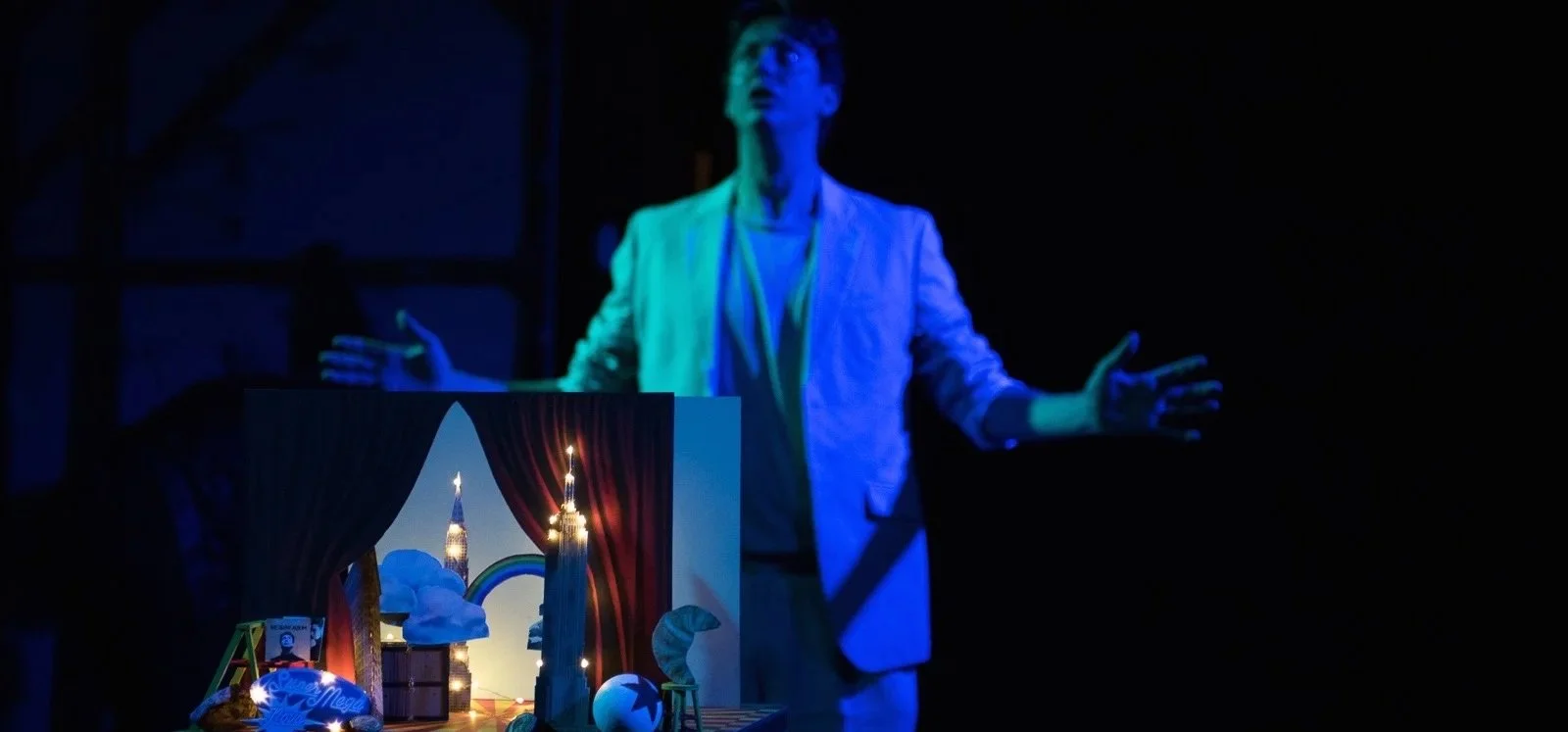 SIMON DAWES BECOMES A PLANET (Copy)