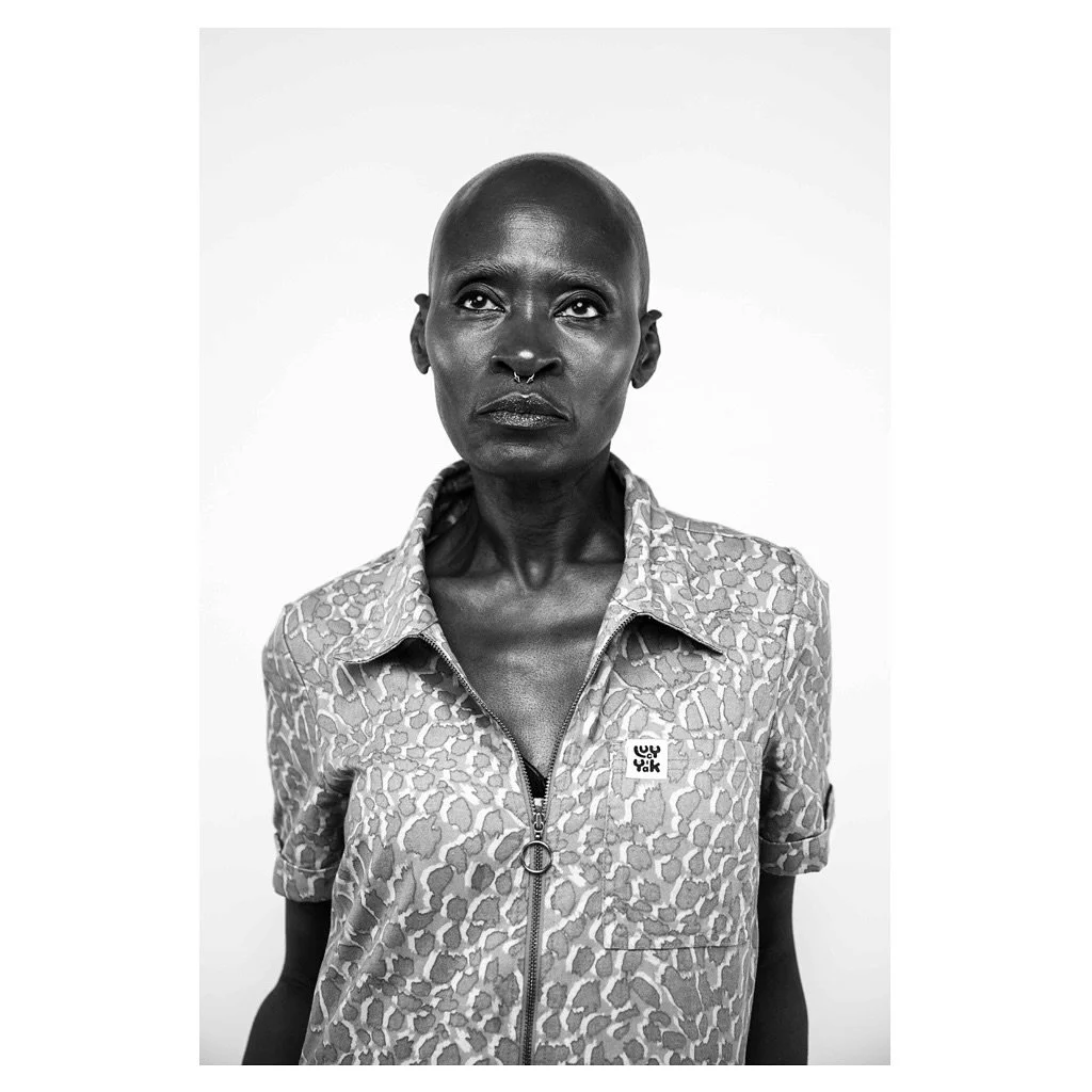 𝚈𝚒𝚗𝚔𝚊, 𝚝𝚑𝚎 𝚖𝚘𝚖𝚎𝚗𝚝 𝚢𝚘𝚞 𝚠𝚊𝚕𝚔𝚎𝚍 𝚒𝚗 𝙸 𝚏𝚎𝚕𝚝 𝚢𝚘𝚞, 𝚢𝚘𝚞𝚛 𝚜𝚝𝚛𝚎𝚗𝚐𝚝𝚑, 𝚢𝚘𝚞 𝚏𝚎𝚕𝚝 𝚜𝚘 𝚜𝚞𝚛𝚎 𝚊𝚗𝚍 𝚜𝚘 𝚛𝚘𝚘𝚝𝚎𝚍 𝚝𝚘 𝚝𝚑𝚎 𝚐𝚛𝚘𝚞𝚗𝚍. 𝙰 𝚛𝚊𝚍𝚒𝚊𝚗𝚝 𝚑𝚞𝚖𝚊𝚗. 𝙰𝚗𝚍 𝚊𝚜 𝚠𝚎 𝚜𝚑𝚘𝚝, 𝚝𝚑𝚎 ?