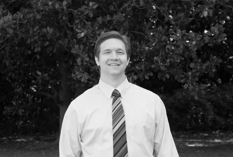 Erik C. Frandsen Associate Principal Erik C. Frandsen possesses a professional degree of Architecture and uses the latest V.D.C / B.I.M. and visualization technologies to communicate design solutions. Erik excels in digital modeling and increases efficiency by eliminating coordination issues before construction begins. Erik thrives in the creative design process with his team members and creates strong relationships that grow into the future.