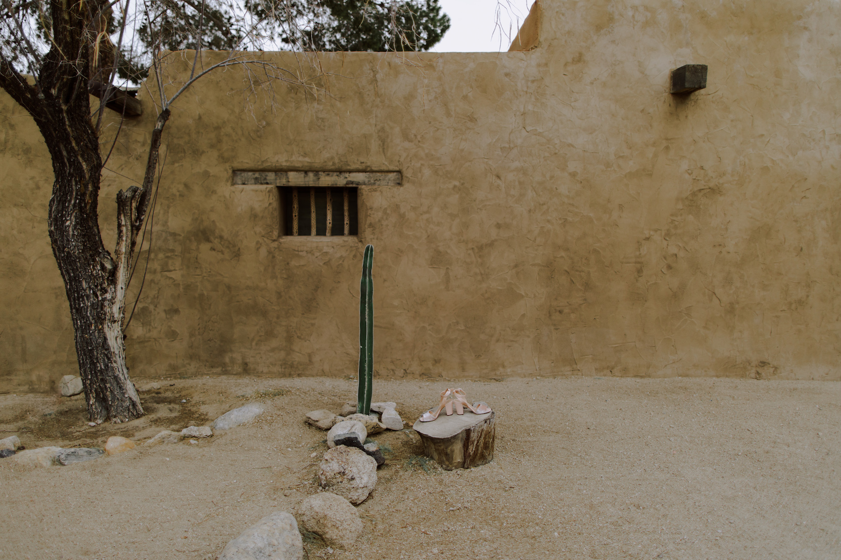 29-Palms-Inn-Joshua-Tree-Jewish-Wedding-H+M-5.jpg