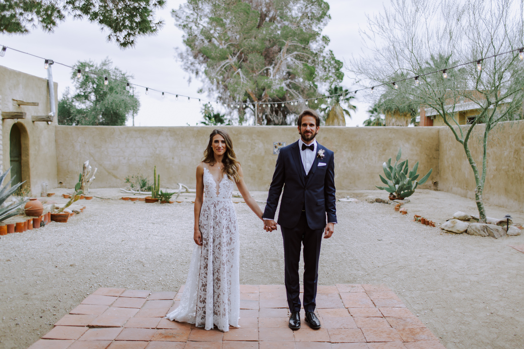 29-Palms-Inn-Joshua-Tree-Jewish-Wedding-H+M-22.jpg