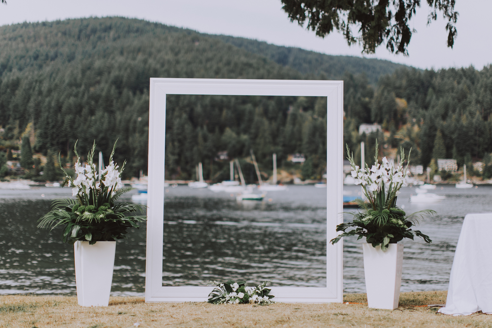 Bowen-Island-wedding-Bowen-Island-Lodge-vancouver-island-wedding-photographer-14.jpg