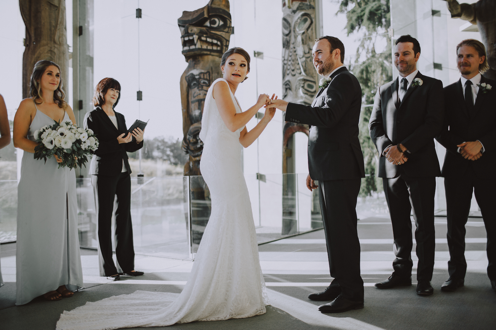 Museum-of-Anthropology-at-UBC-wedding-18.jpg