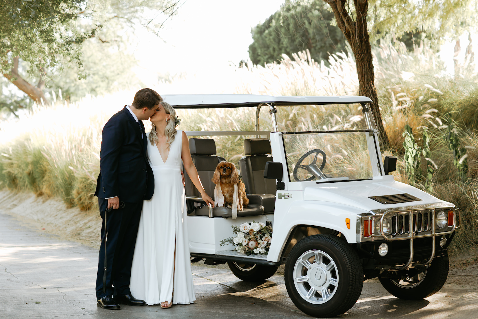 Modern_Golf_Club_Wedding_in_Palm_Springs_014.jpg