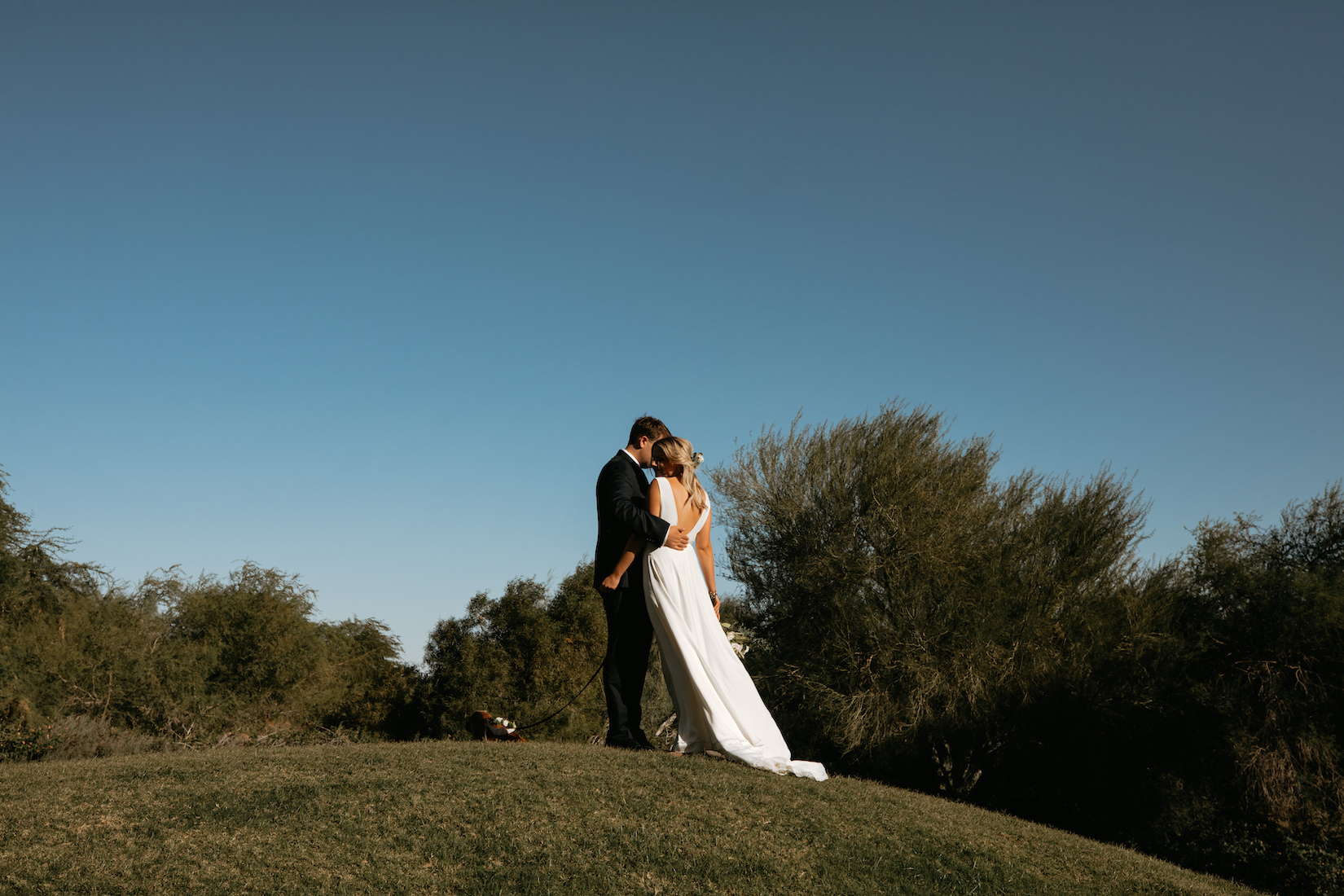 Modern_Golf_Club_Wedding_in_Palm_Springs_017.jpg