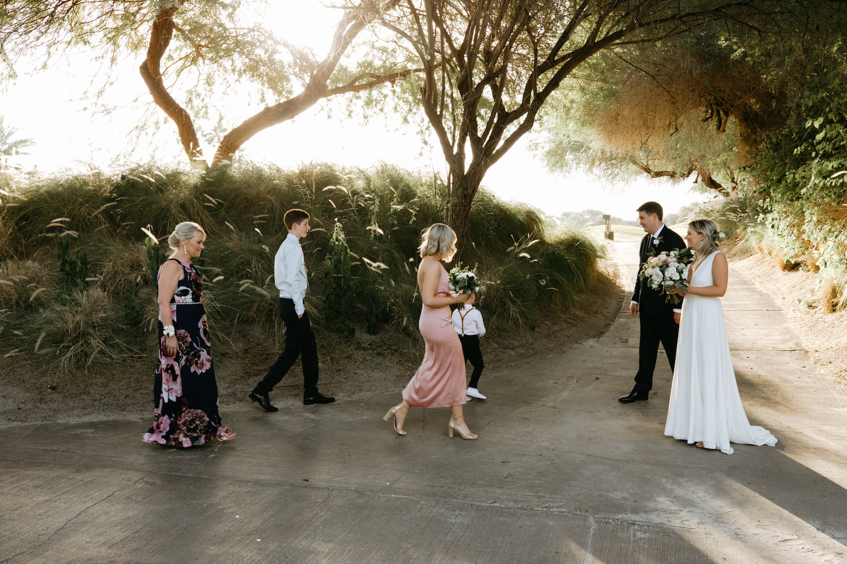 Modern_Golf_Club_Wedding_in_Palm_Springs_022.jpg