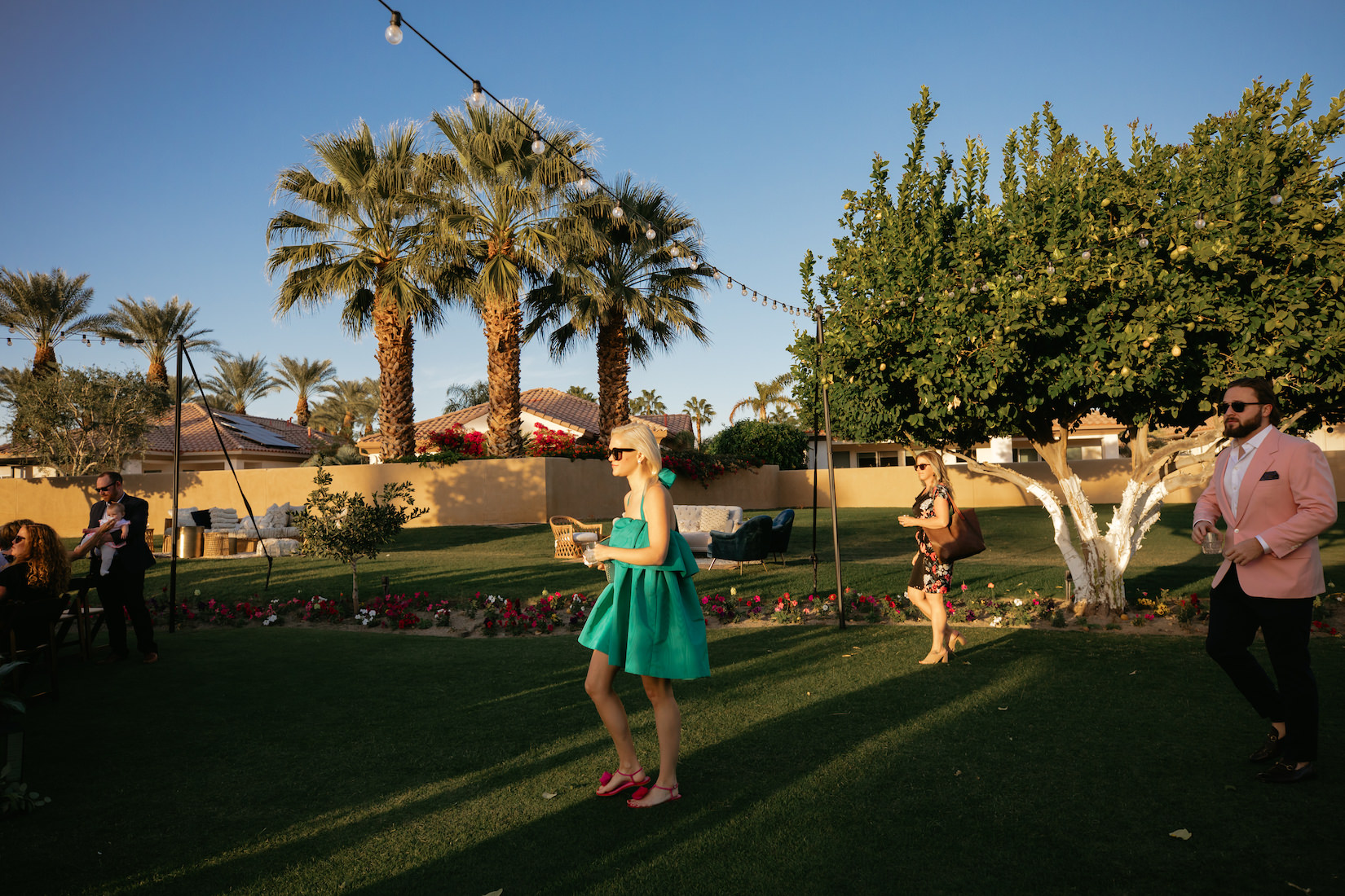 Modern_Golf_Club_Wedding_in_Palm_Springs_024.jpg