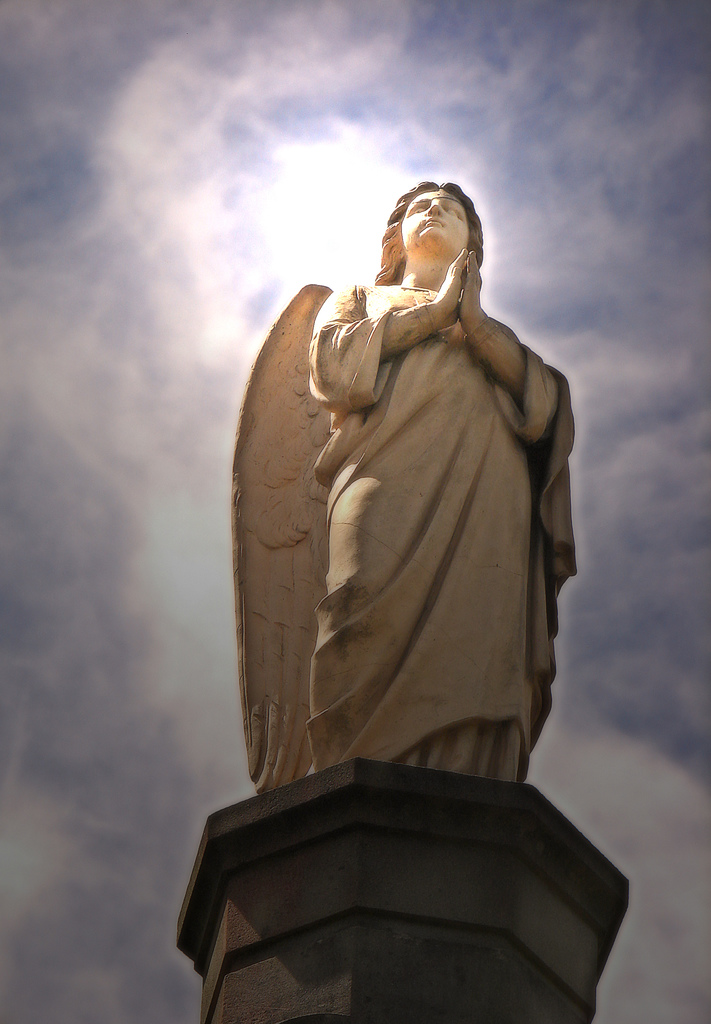 "Angel Statue" by Louise Docker from Sydney, Australia, via Wikimedia Commons