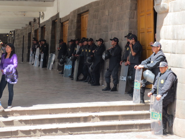 And now we saw that Cusco also has a lot of law enforcement - they looked ready for anything