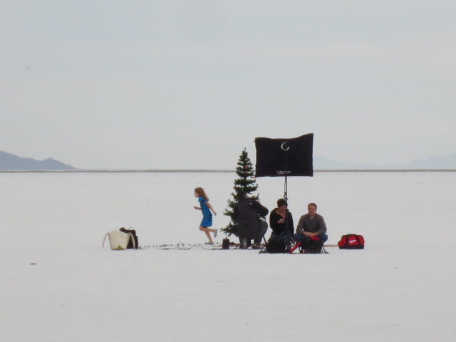 On the cleaner salt we could see several people taking christmas photos or advertisements