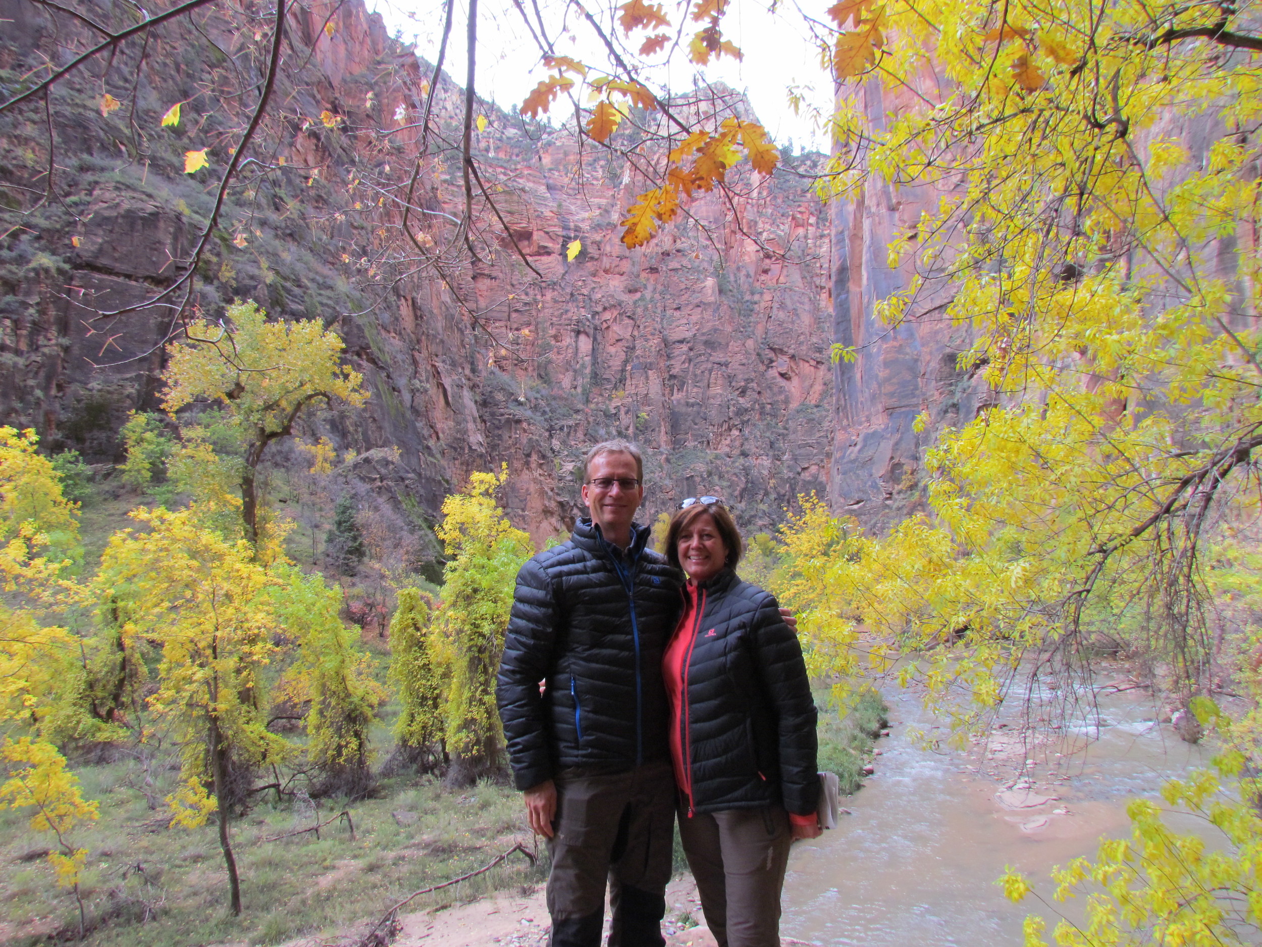 Dora went exploring with part of the group - here Carl and Lena are in one of the canyons