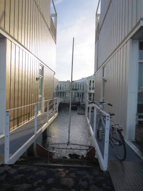 It is very common in Holland to build narrow and up