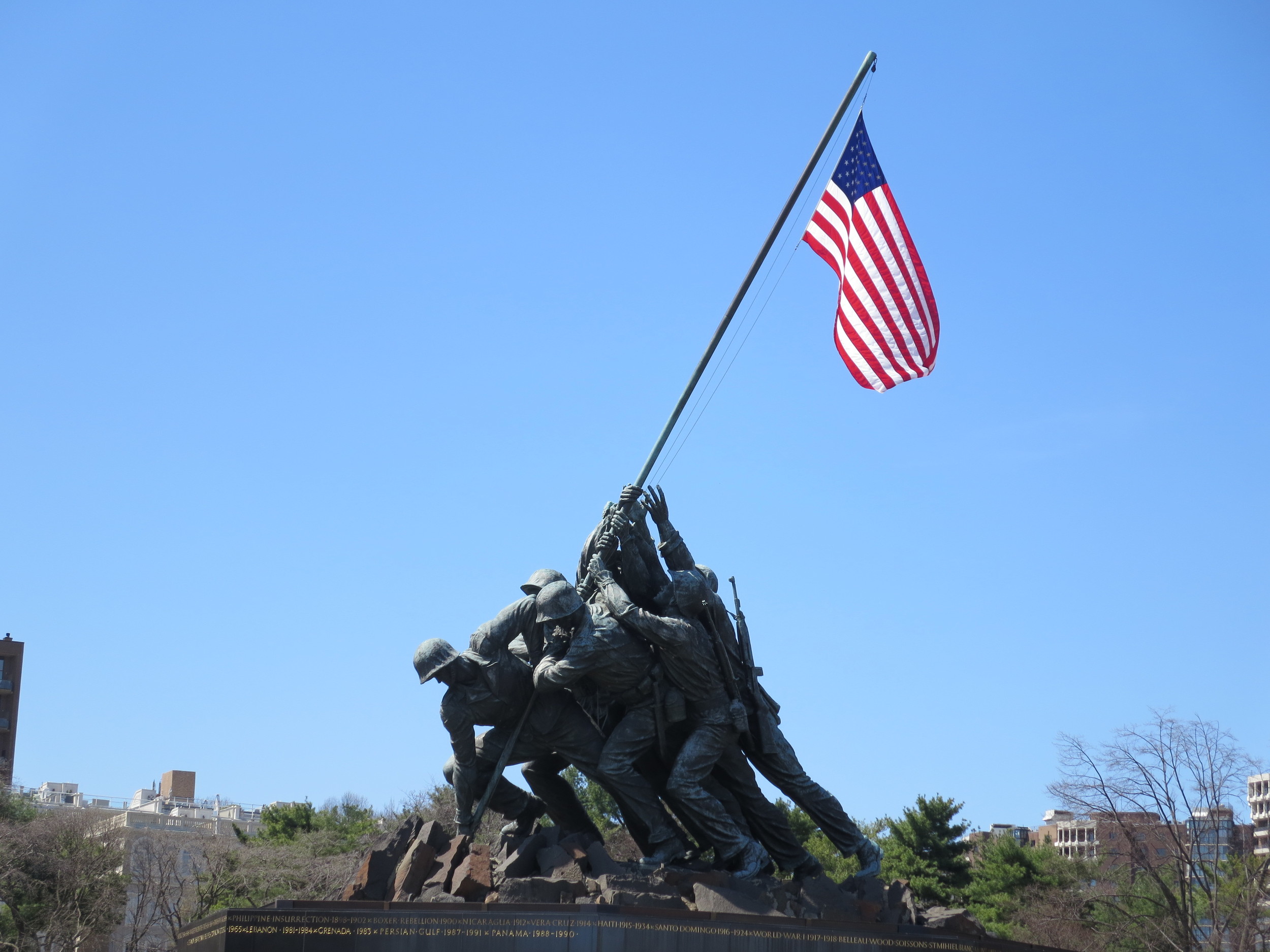 Iwo Jima Memorial - much bigger than we had imagined