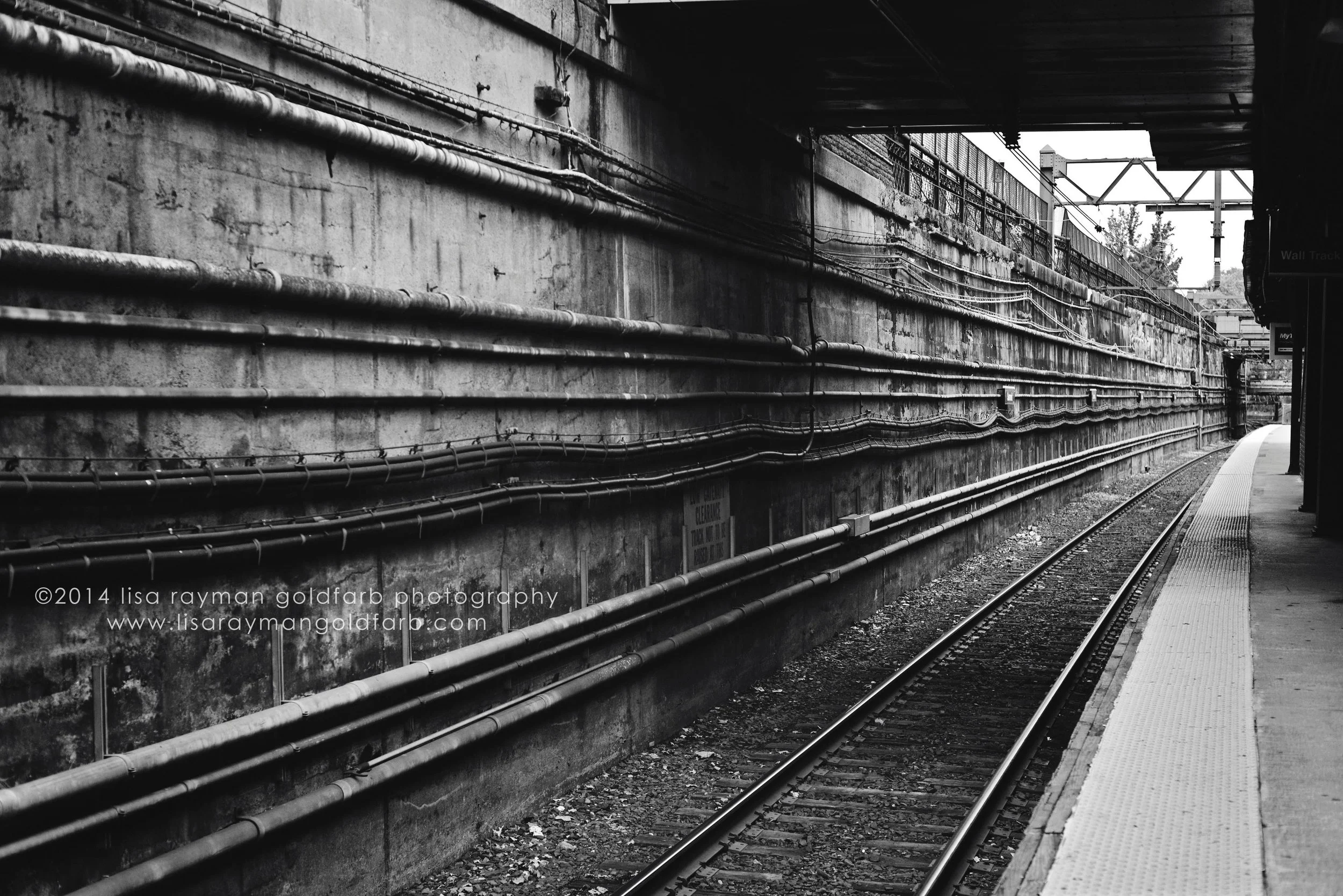 DSC_4820 B&W challenge train tracks web.jpg