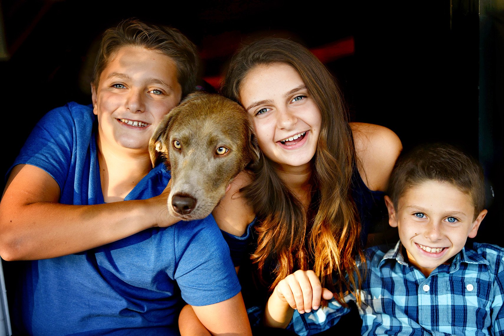 DSC_5486 kids with dog web.jpg