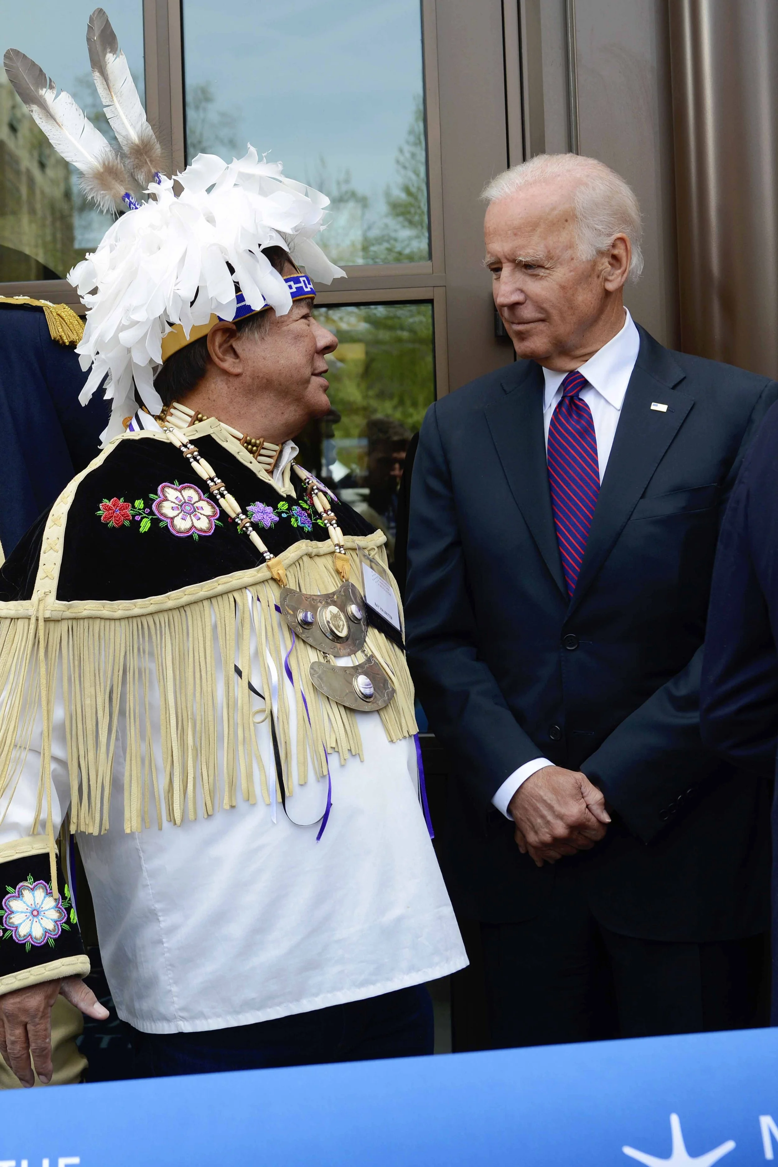 _DSC9142 ribbon cutting with biden crop web.jpg