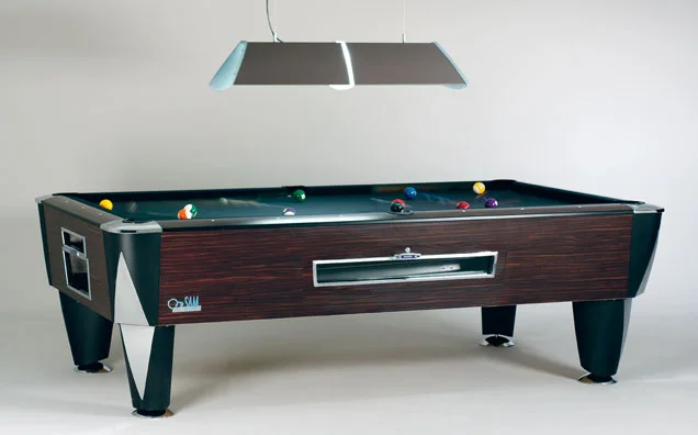 SAM Pool MAGNO , de meest geplaatste Pool in cafés, elektronische muntinworp zowel per spel of per tijdeenheid. Altijd zwart laken - Prijs 6 & 7ft = € 2.825 incl. BTW 8ft = € 3.595 incl. BTW, toebehoren inbegrepen .