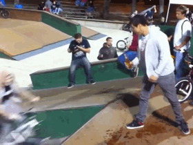 daily_gifdump_365_16.gif