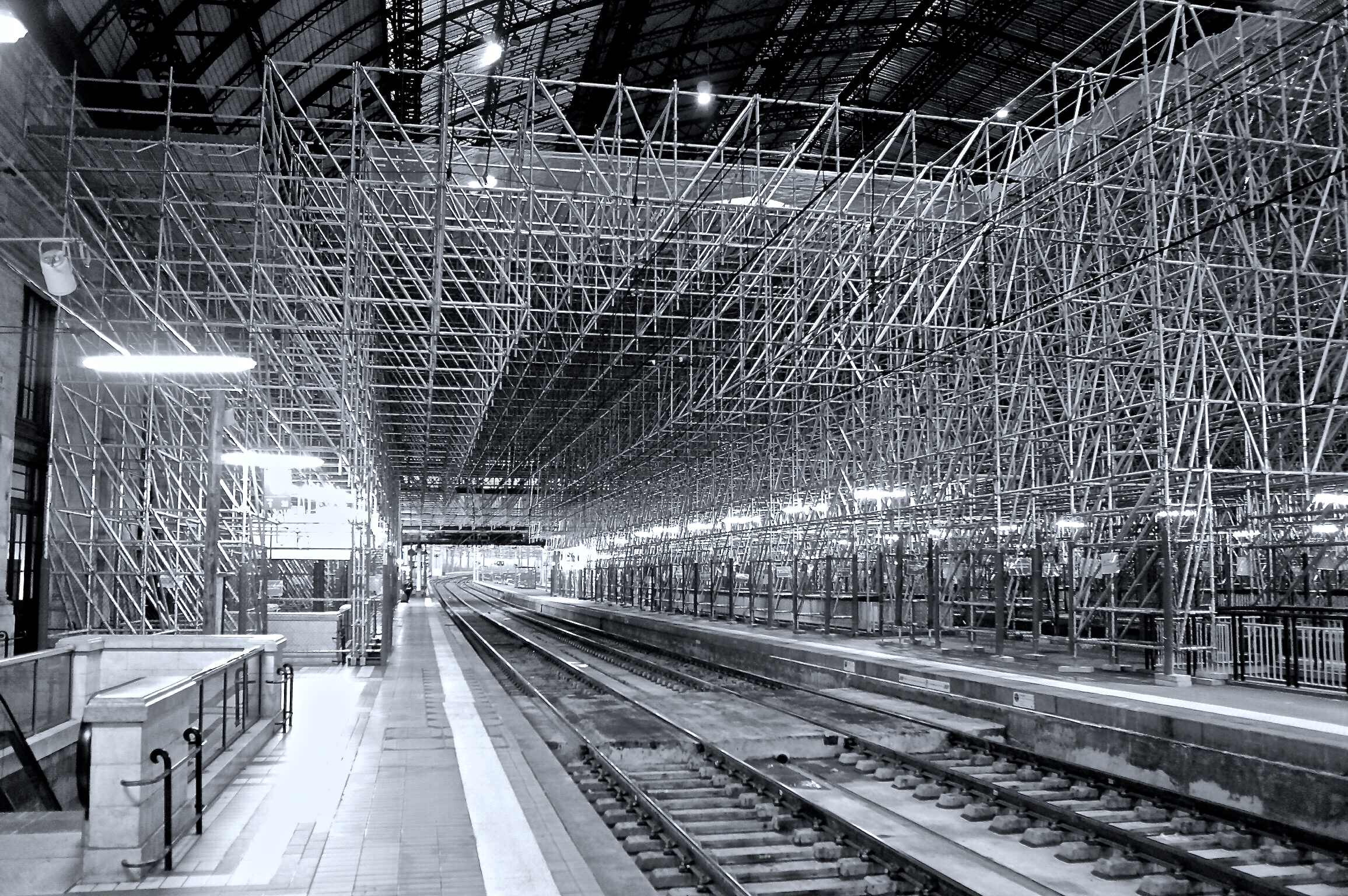 Gare Bordeaux St Jen - Réfection de la marquise - Sony Nex-6 Objectif SEL20F28 Sony By Éric Courcy
