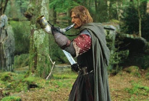 boromir-and-horn22-1.jpg