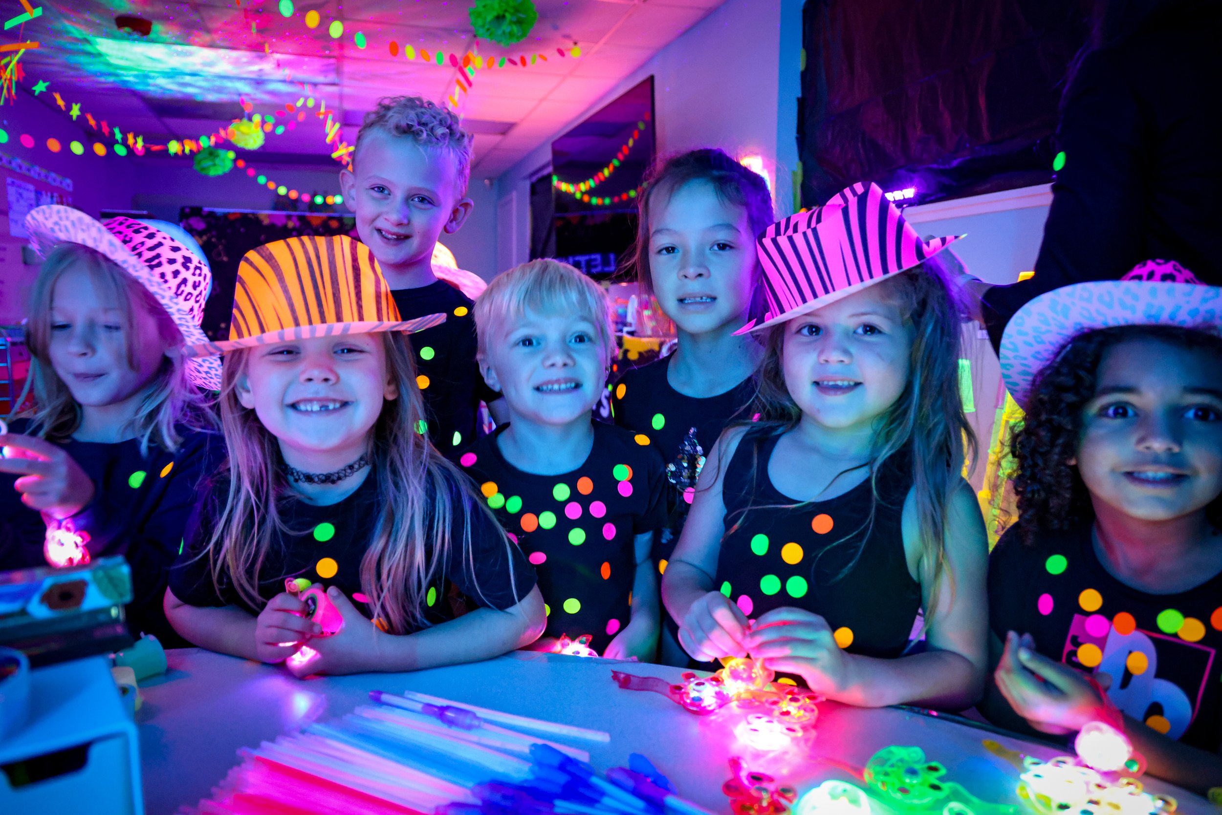 2023 Kindergarten Glow Day-23.jpg (Copy)