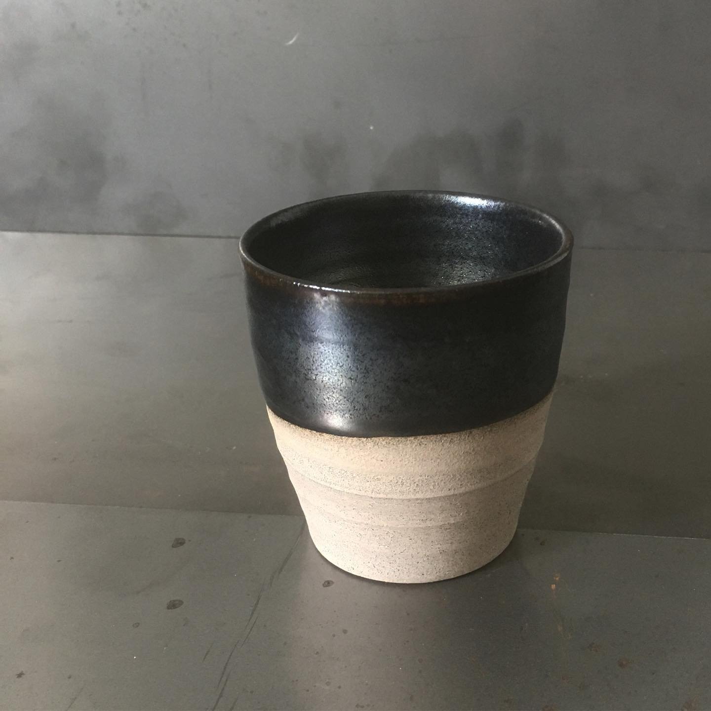 Another glaze test... .
.
.
.
.
.
#pottery #ceramics #amsterdam #wheelthrown #陶器 #陶芸 #アムステルダム