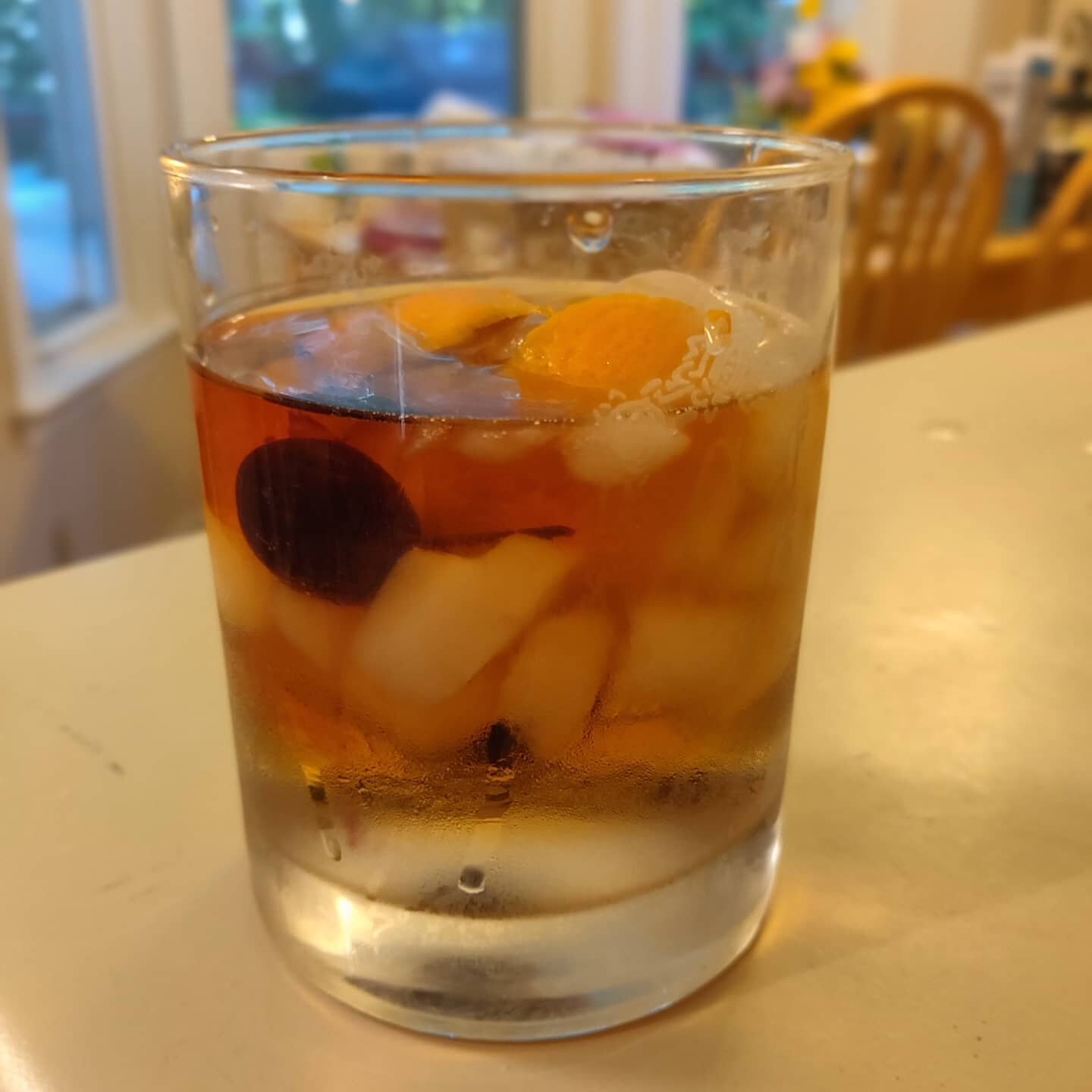 Woodford Reserve Bourbon Old Fashioned

Happy Weekend!!