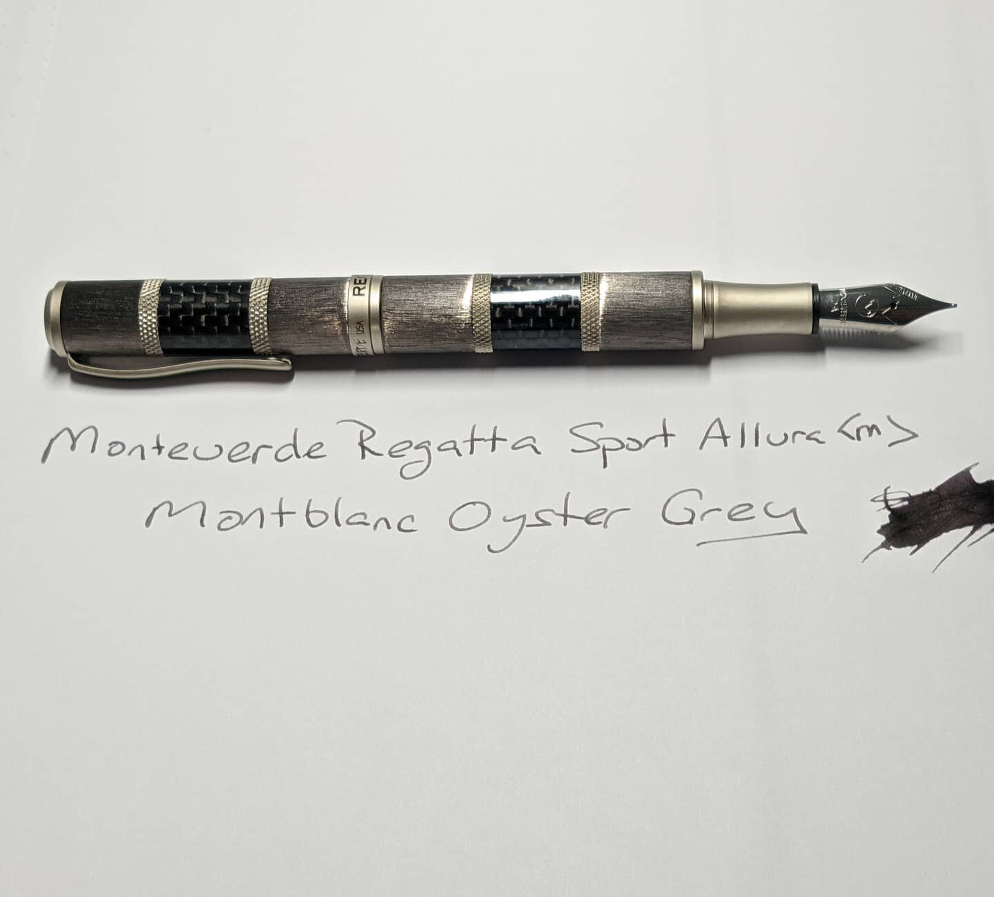 I'm really loving this combo: Monteverde Regatta Sport Allura inked up with Montblanc Oyster Grey. 
#fountainpen