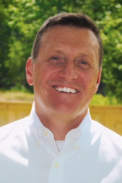 Todd+Pic+Smile.jpg