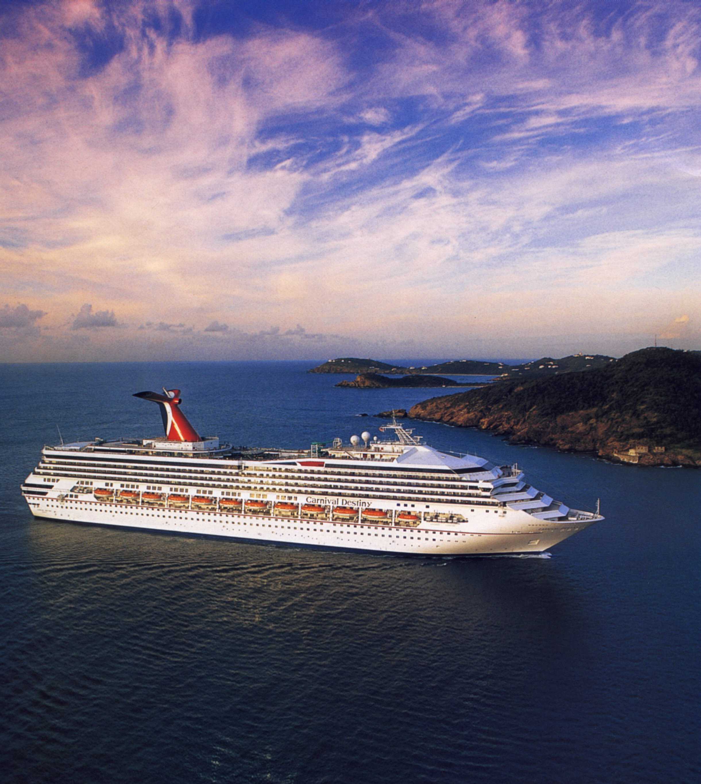 Cruise_Ship.jpeg