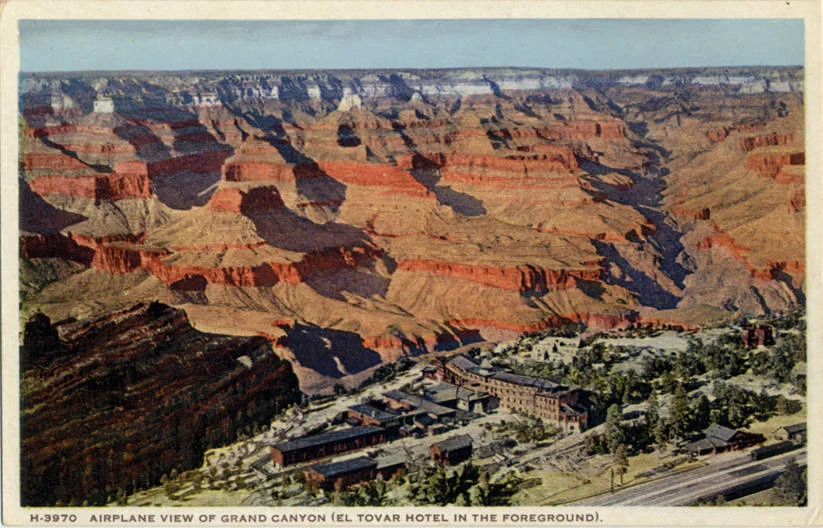 Grand_Canyon,_El_Tovar_Hotel_in_the_foreground,_Fred_Harvey.jpg