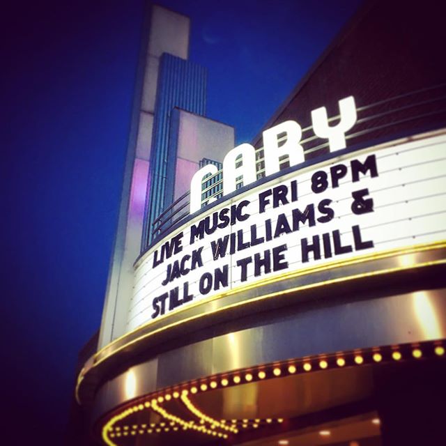 Had a great crowd for my artist's talk for the #caryphotographersgroup last night. Tons of questions and a beautiful theater. #drawntowater