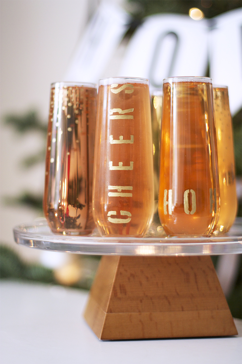 DIY Gold Champagne Flutes