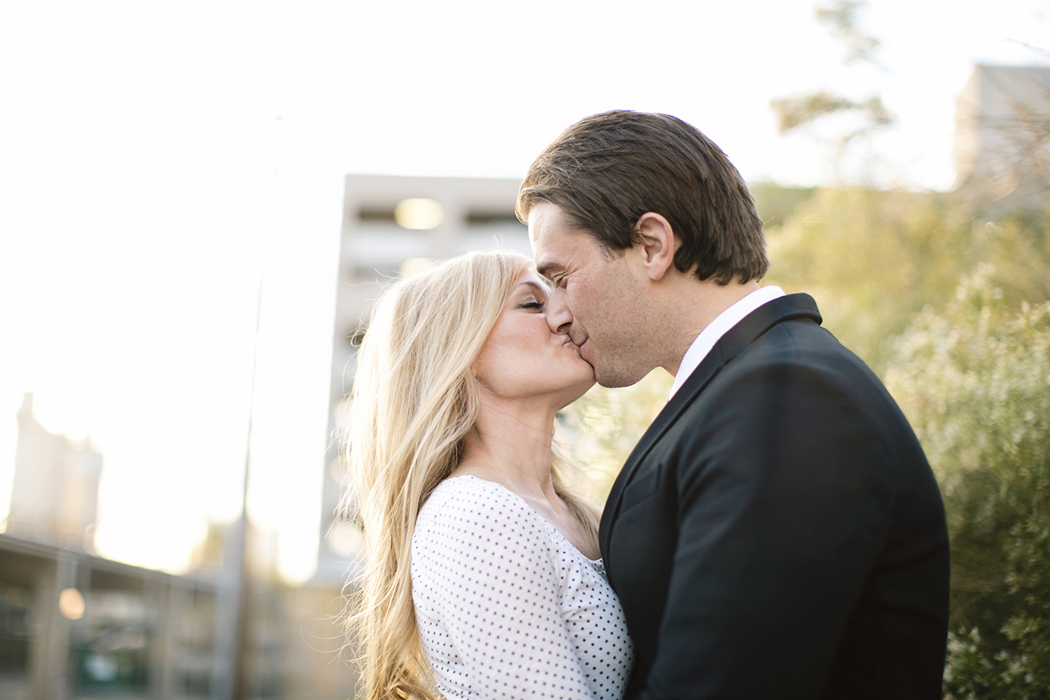 Engagement Photo Shoot Poses