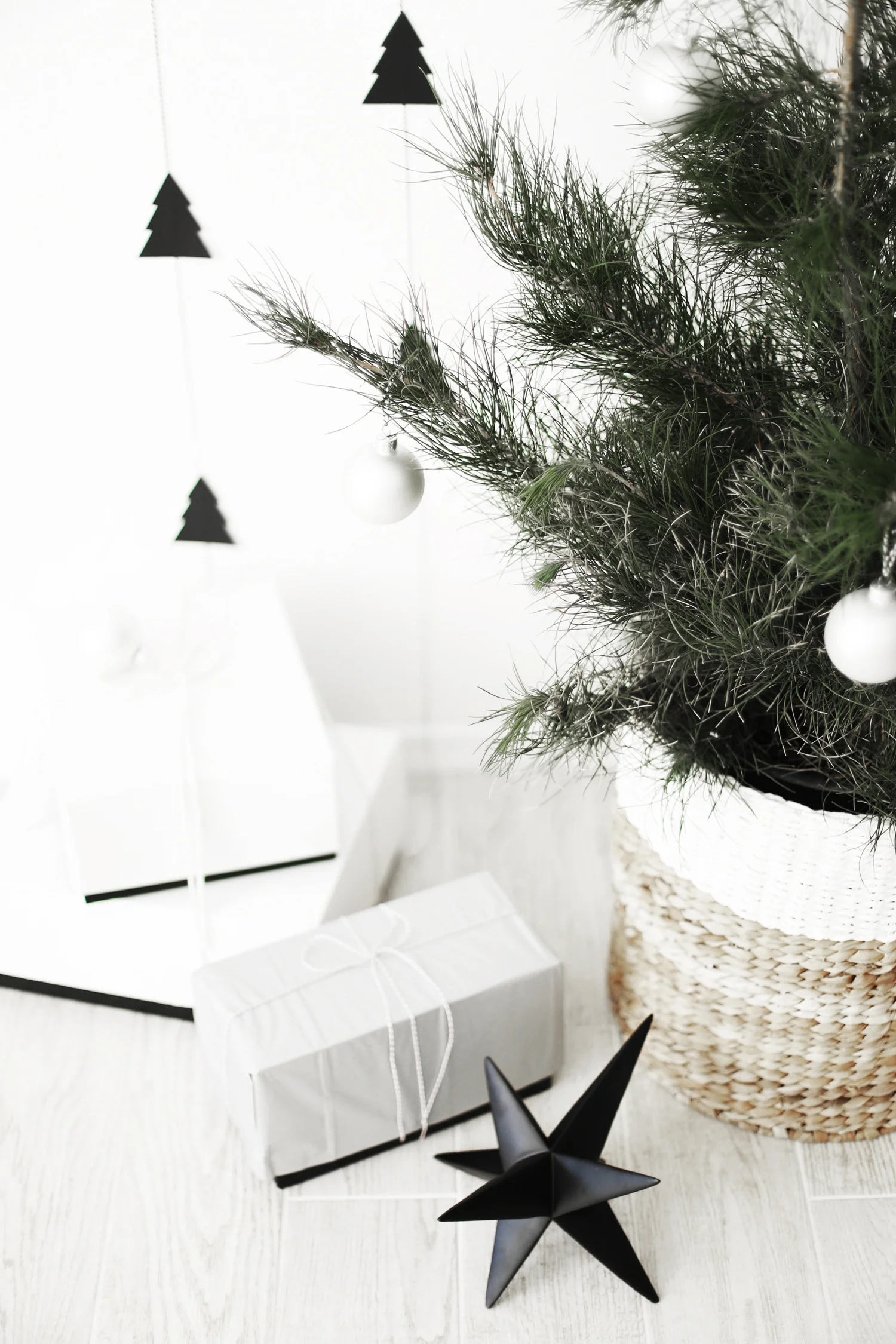 DIY Christmas decor